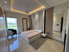 3 BHK + Pooja Room,Servant Room,Study Room Builder Floor For Sale in Parklands