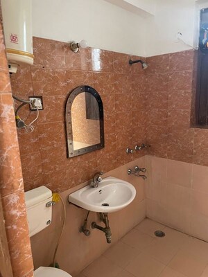 Bathroom in 2 BHK Builder Floor at Ansal Plaza Sector-23, Sector 23 – for Rent