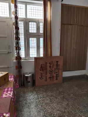 Living Room in 2 BHK Builder Floor at Ansal Plaza Sector-23, Sector 23 – for Rent