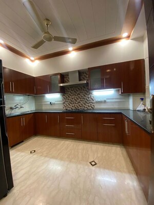 Kitchen in 3 BHK Builder Floor at Sector 47 – for Rent