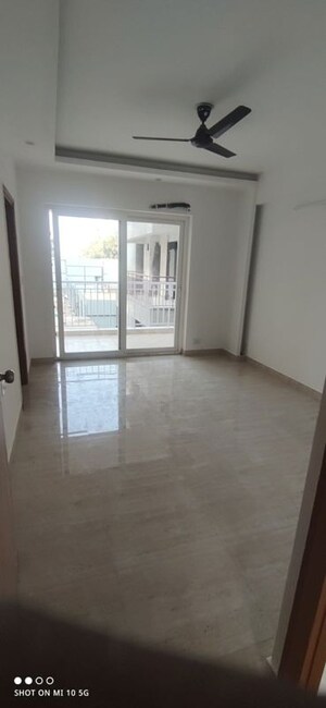 Room in 3.5 BHK Apartment at KST Whispering Heights, Sector 88 – for Sale