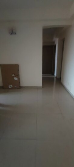 3.5 BHK + Servant Room Apartment For Sale in DLF Express Greens