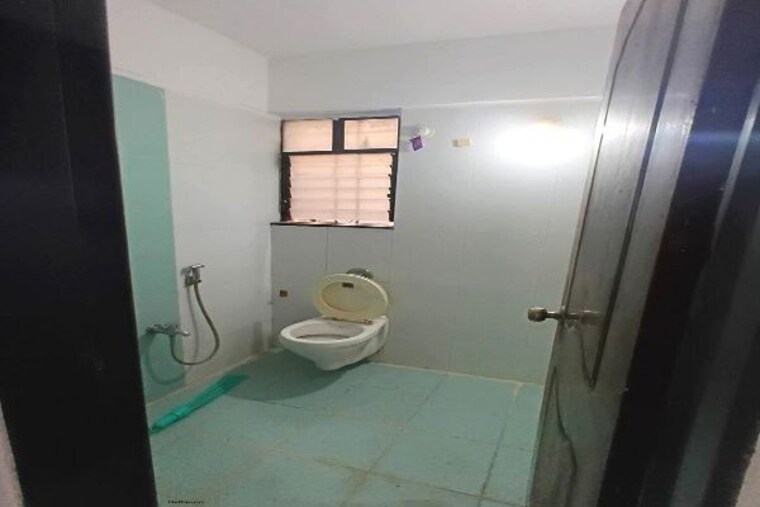 Bathroom, agarwal-gupta-sai-sanskruti 2.5 Bedroom 1211 Sq.Ft. Apartment In Wagholi Pune 10370051