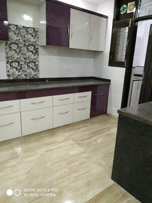 Kitchen in 3 BHK Apartment at Unitech Heritage City, Sector 25 – for Sale