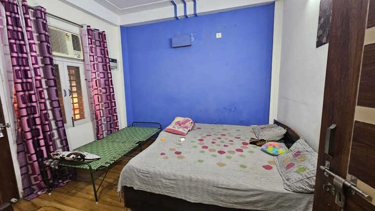 Bedroom, dharam colony 3 Bedroom 2100 Sq.Ft. Builder Floor In Dharam Colony Gurgaon 10370101