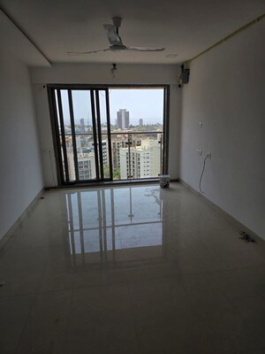 Room in 1 BHK Apartment at Neminath Luxeria, Andheri West – for Rent