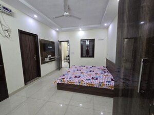 1 BHK Builder Floor For Rent in The Estate Floors, Sector 43