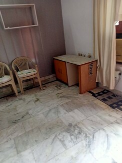 1 Rk+ Study Room Villa For Rent in Aliganj