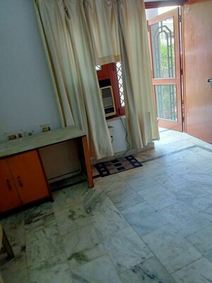 Living Room in 1 RK Villa at Aliganj – for Rent
