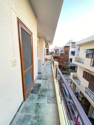 Balcony in 3 BHK Builder Floor at Palam Vihar Residents Association, Palam Vihar – for Rent