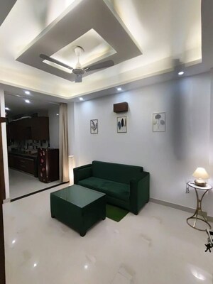 Team Area in 2 BHK Builder Floor at Sector 42 – for Rent