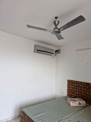 Room in 3 BHK Apartment at Motia Royal Citi Apartments, Ghazipur – for Rent