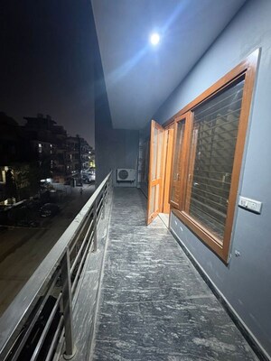 Balcony in 3 BHK Builder Floor at Sector 38 – for Rent