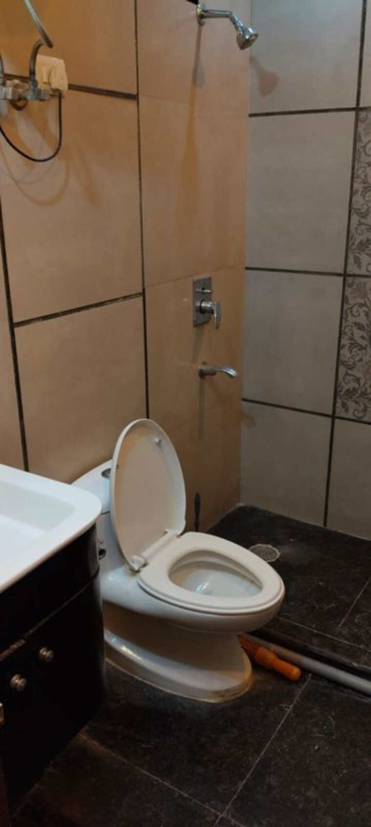 Bathroom, greater kailash i 1 RK 400 Sq.Ft. Builder Floor In Greater Kailash I Delhi 10370215
