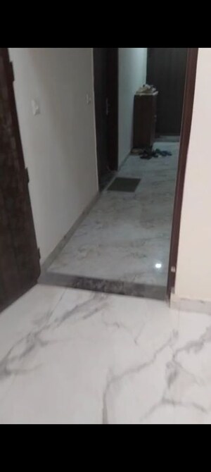 Room in 2.5 BHK Apartment at Sai Kunj New Palam  vihar, New Palam Vihar Phase 3 – for Rent