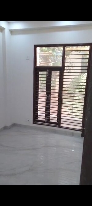 Room in 2.5 BHK Apartment at Sai Kunj New Palam  vihar, New Palam Vihar Phase 3 – for Rent