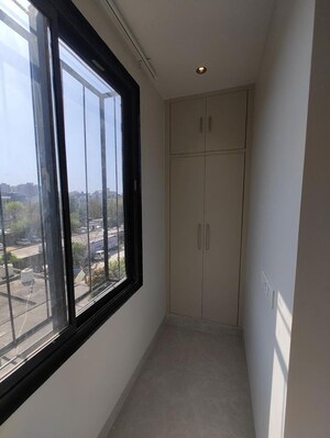 Building Lobby in Studio Builder Floor at Sector 52 – for Rent