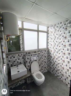 Bathroom in 2 BHK Builder Floor at Ardee City, Sector 52 – for Rent