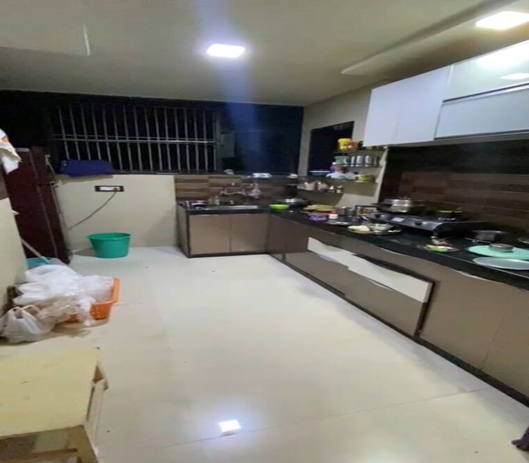 Kitchen, dadar east 1.5 Bedroom 600 Sq.Ft. Apartment In Dadar East Mumbai 10370318