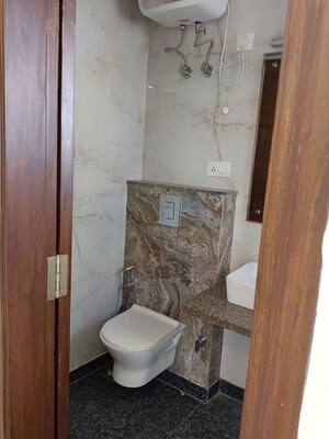 Bathroom in 2 BHK Builder Floor at Lajpat Nagar 4 – for Rent