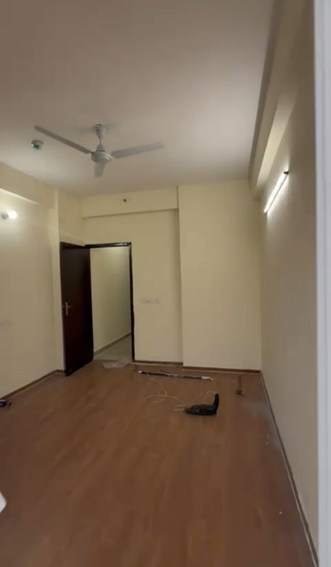 2 BHK 850 Sq.Ft. Apartment in Amrapali Enchante