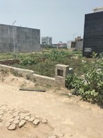 100 Sq.Yd. Plot in Mahagun Mantra I