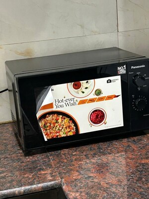 Kitchen in 3.5 BHK Apartment at Aims Golf City, Sector 75 – for Rent