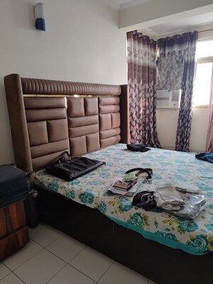 Bedroom in 2 BHK Apartment at Ansal Sushant Estate, Sector 52 – for Rent