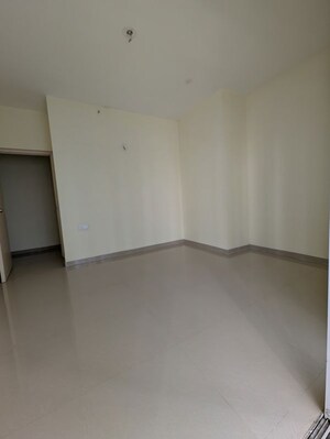 Room in 3 BHK Apartment at Indiabulls Greens, New Panvel – for Sale