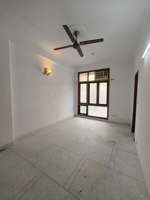 Room in 3 BHK Builder Floor at Kalkaji – for Rent
