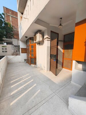 Living Room in 3 BHK Builder Floor at Kalkaji – for Rent
