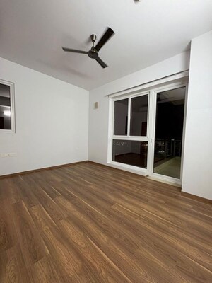 Room in 4 BHK Apartment at Conscient Hines Elevate, Sector 59 – for Sale