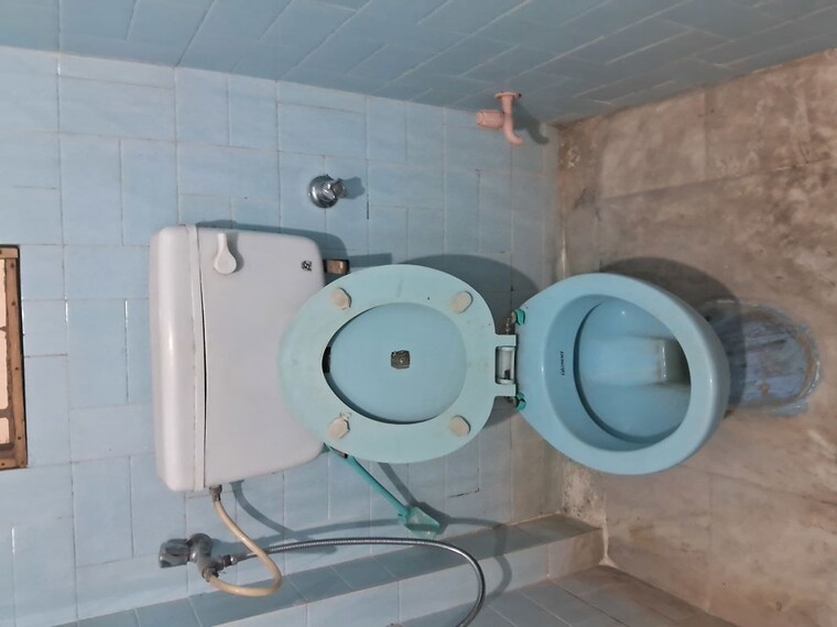 Bathroom, westend-mall 1 Bedroom 550 Sq.Ft. Apartment In Aundh Pune 10370458