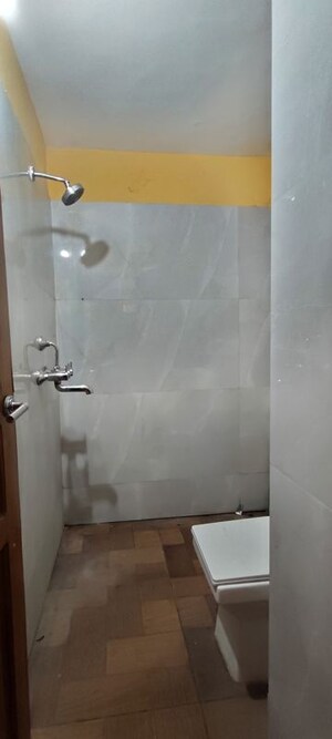 Bathroom in 2 BHK Apartment at Shankar Nagar – for Rent
