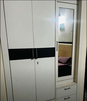 Furnished Amenities in 3 BHK Builder Floor at Sector 49 – for Rent