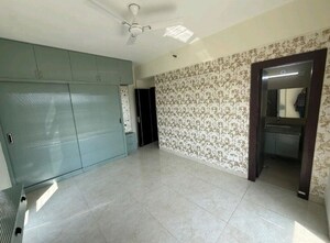 Room in 3 BHK Apartment at Eldeco Accolade, Sohna Sector 2 – for Rent