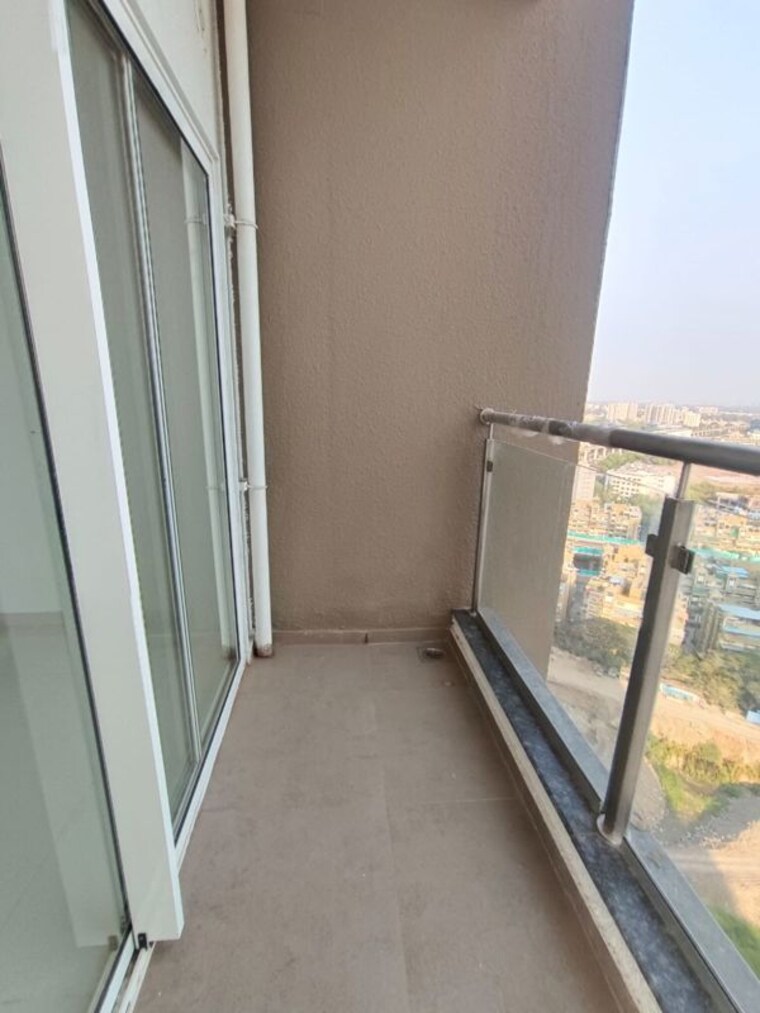 Balcony, runwal-the-central-park 3 Bedroom 1250 Sq.Ft. Apartment In Chinchwad Pune 10368545