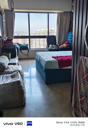 Bedroom in 3 BHK Apartment at Shapoorji Pallonji Vicinia, Powai – for Rent