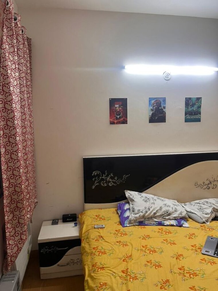 Bedroom, jaypee-greens-kosmos 2 Bedroom 960 Sq.Ft. Apartment In Sector 134 Noida 10156891