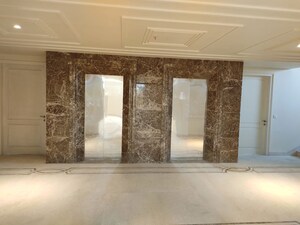 Lift in 3.5 BHK Apartment at Ambika Florence Park, North Mullanpur – for Sale