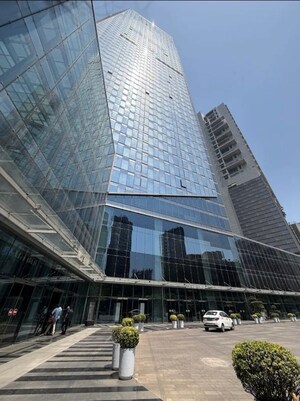  Office Space – Exterior View View at Kohinoor Square Altissimo, Dadar West - for Rent