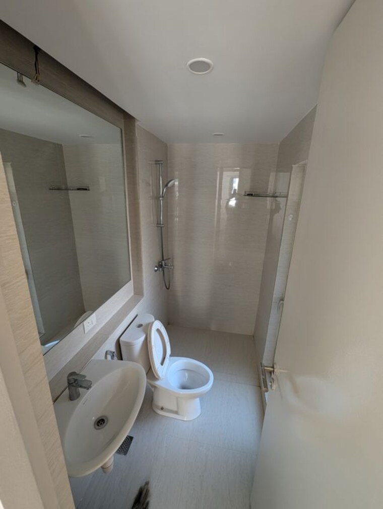 Bathroom, hiranandani-fortune-city 2 Bedroom 730 Sq.Ft. Apartment In New Panvel Navi Mumbai 10370527