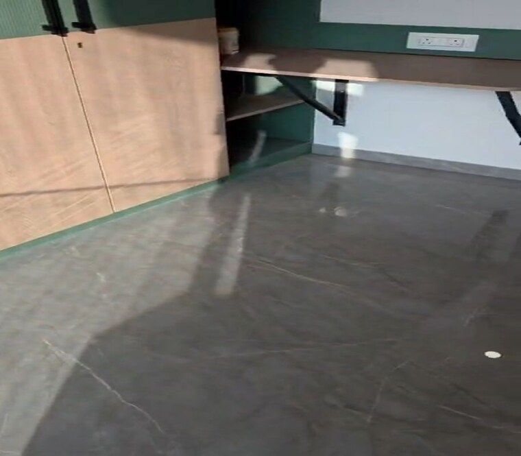 Room, matunga east 1 Bedroom 550 Sq.Ft. Apartment In Matunga East Mumbai 10370547