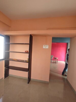 Room in 1 BHK Apartment at Saraf Bazar – for Sale