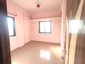 Room in 1 BHK Apartment at Saraf Bazar – for Sale