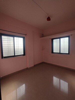 Room in 1 BHK Apartment at Saraf Bazar – for Sale