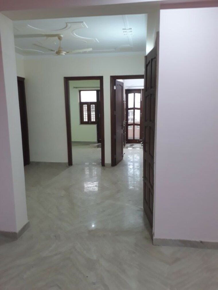 Room, sector 38 2 Bedroom 1300 Sq.Ft. Builder Floor In Sector 38 Gurgaon 10370593
