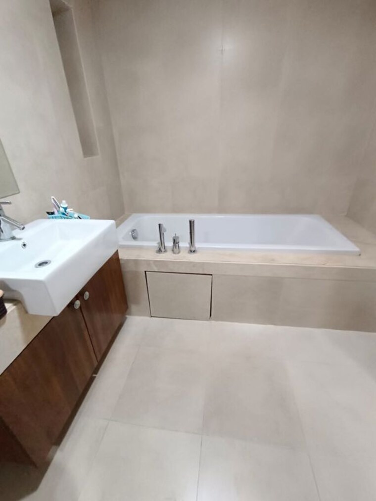 Bathroom, lodha-belmondo 2 Bedroom 1450 Sq.Ft. Apartment In Gahunje Pune 10370118