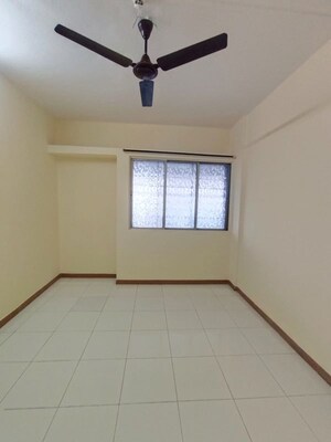Room in 1 BHK Apartment at Sita Residency Akurdi, Akurdi – for Rent