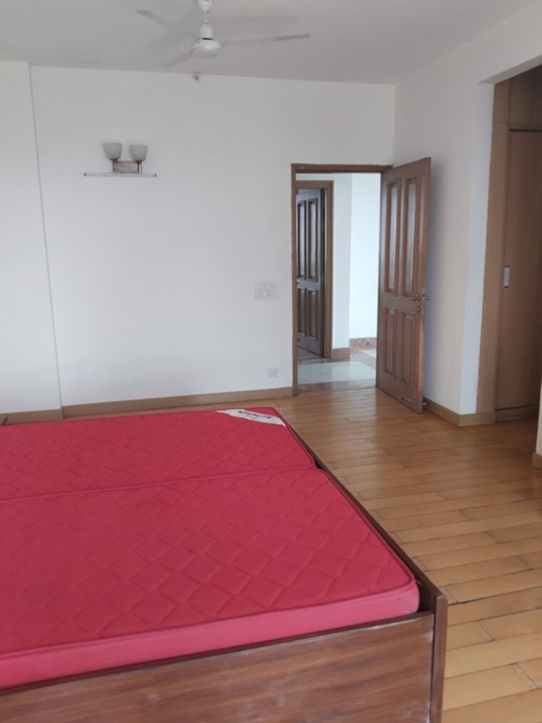 Room, jaypee-green-crescent-court 3 Bedroom 2620 Sq.Ft. Apartment In Jaypee Greens Greater Noida 10370614